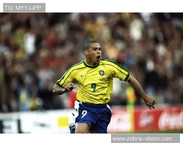 1974年足球世界杯经典球星回顾 传奇人物与精彩瞬间再现 1974年足球世界杯经典球星回顾 传奇人物与精彩瞬间再现