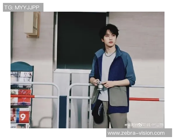 严浩翔热爱足球偶像探索他最喜爱的足球明星是谁