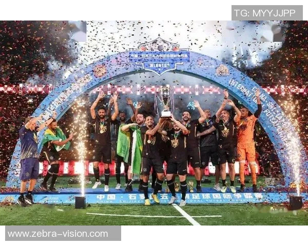 足球四大巨星争霸赛 谁将统治未来足坛的巅峰时代